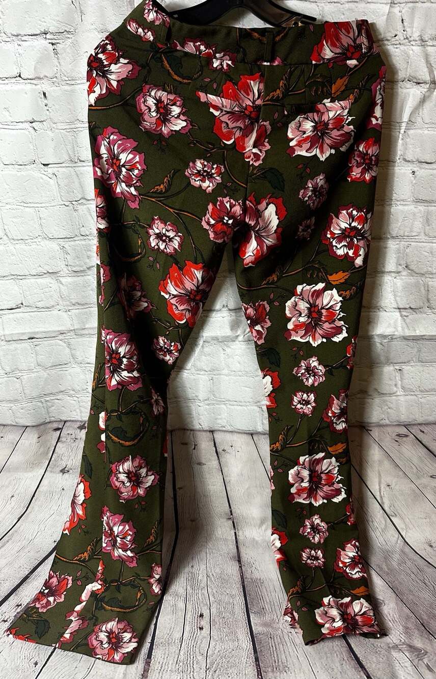 XOXO Olive Green Floral Print Pleated Wide Leg Pants Size 4